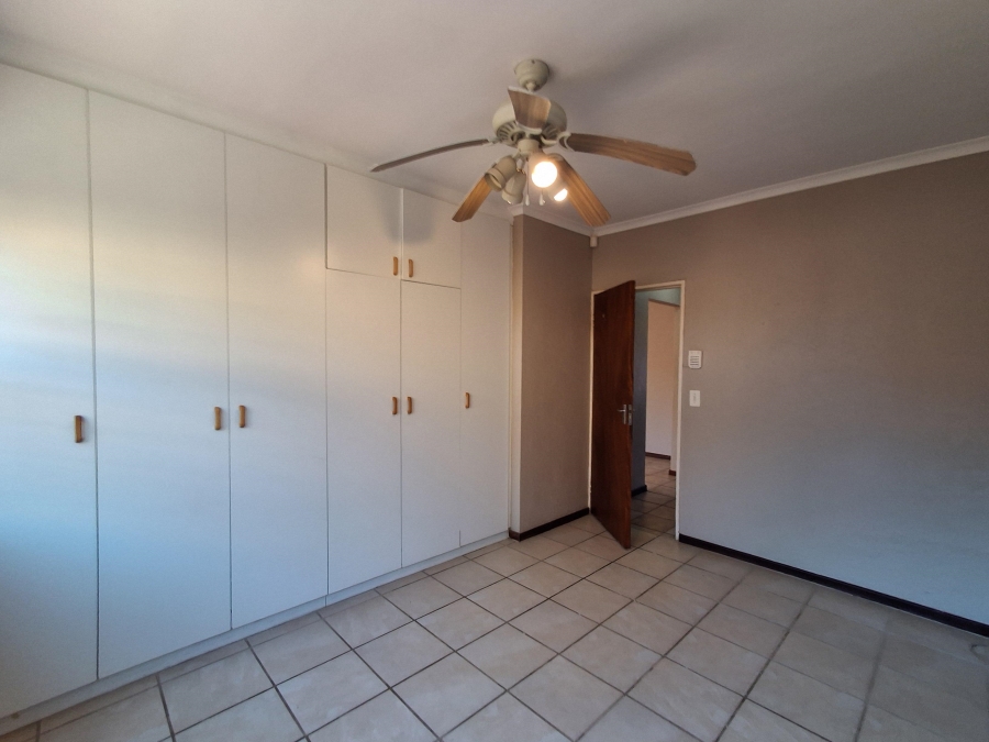 To Let 2 Bedroom Property for Rent in Jagtershof Western Cape